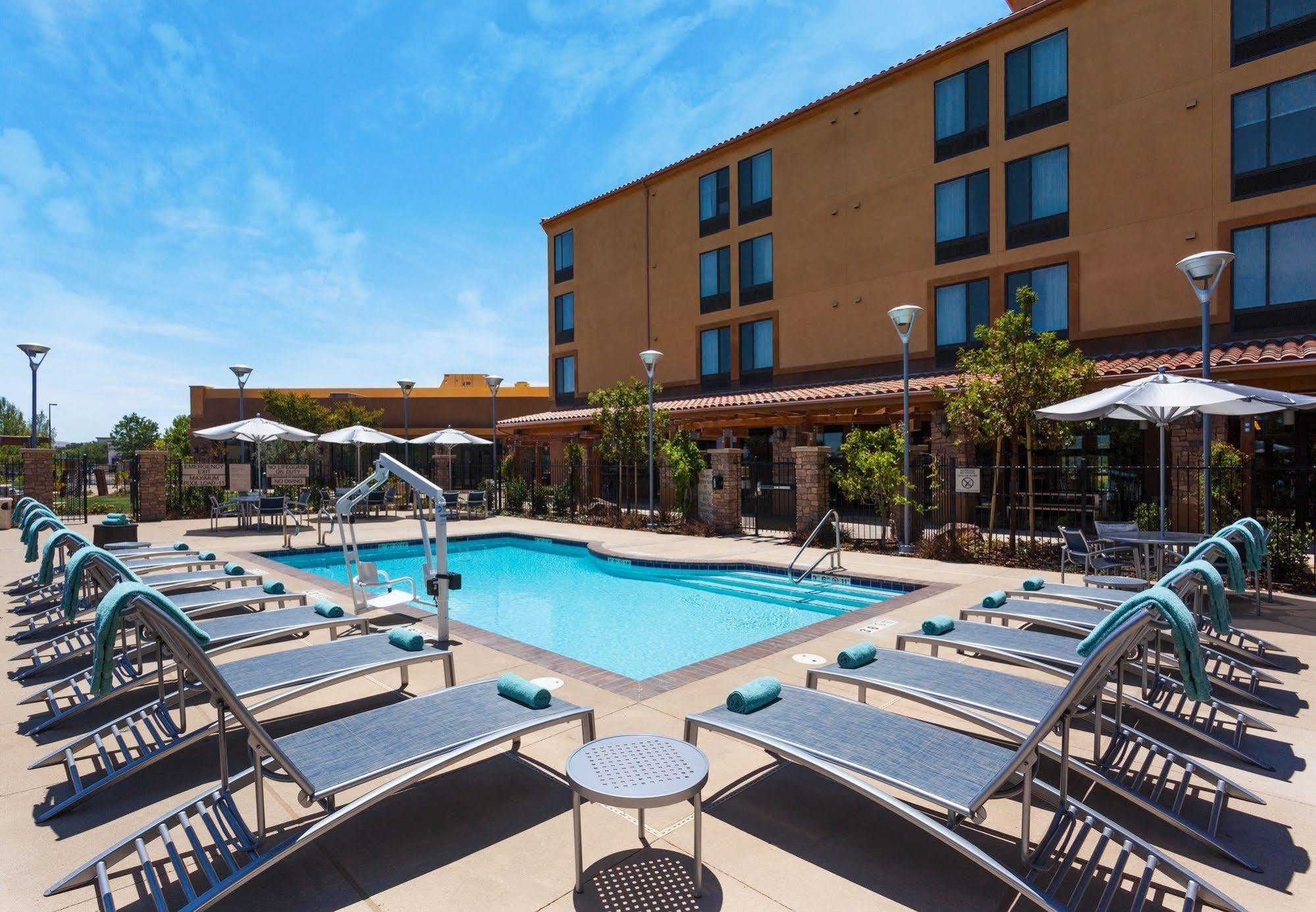 Springhill Suites By Marriott Paso Robles Атаскадеро Экстерьер фото