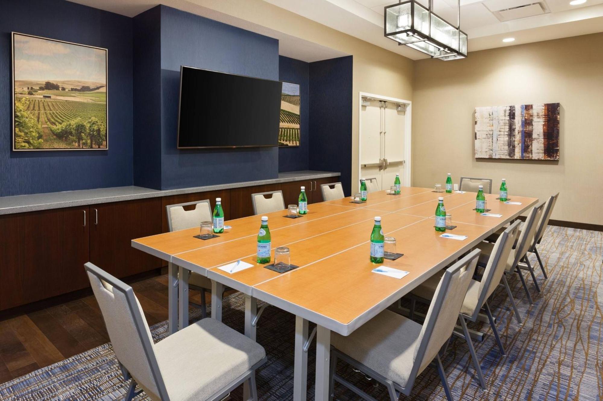 Springhill Suites By Marriott Paso Robles Атаскадеро Экстерьер фото
