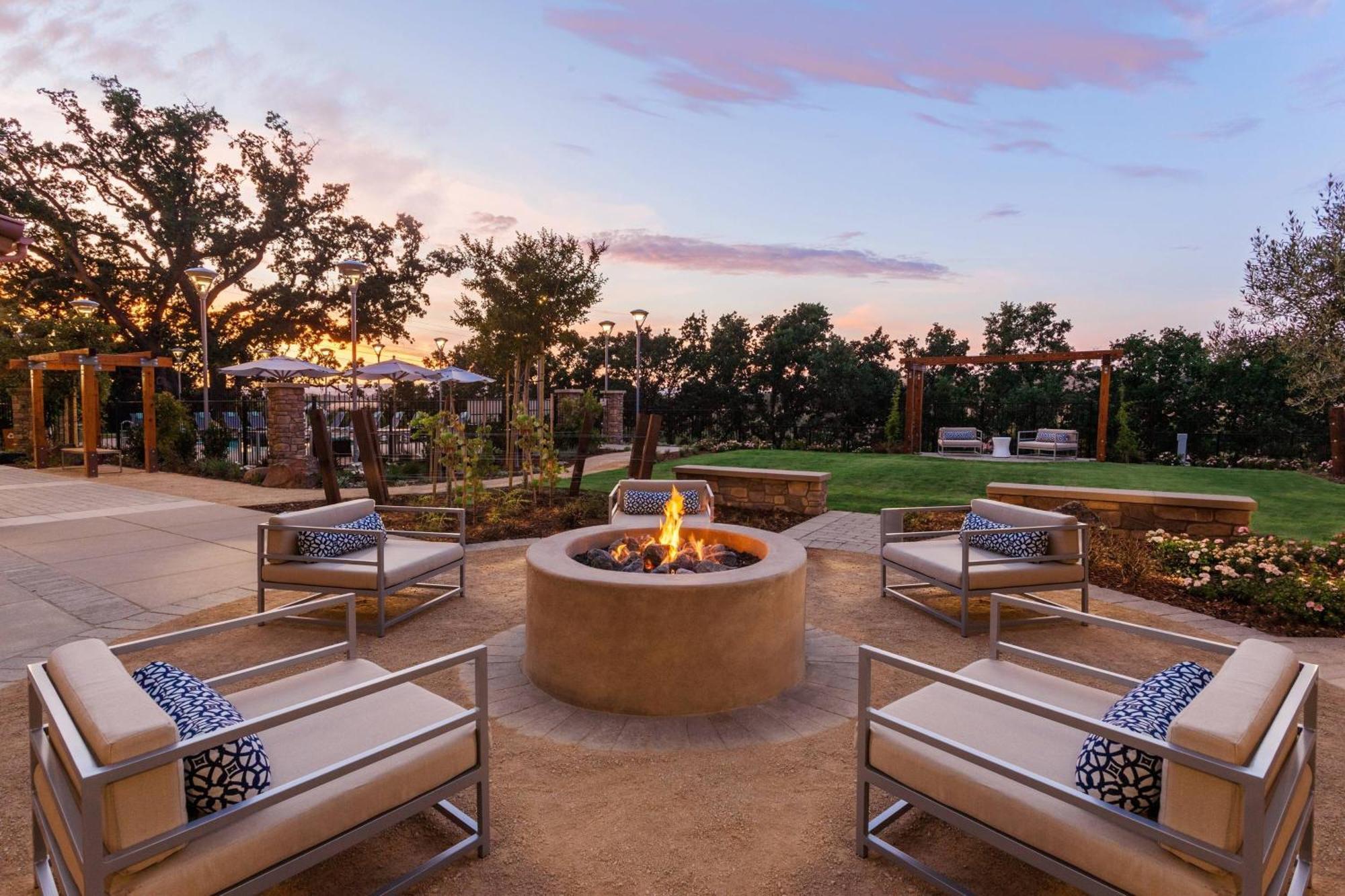 Springhill Suites By Marriott Paso Robles Атаскадеро Экстерьер фото